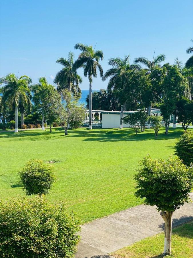 Seacastle Deluxe Studio Montego Bay Dış mekan fotoğraf